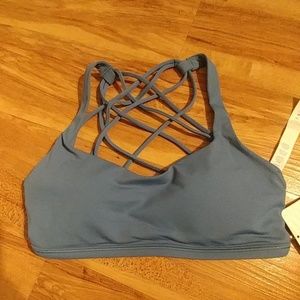 Lululemon bra size 4 - NWT